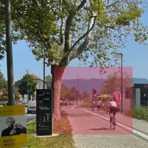 Radverkehrszählstelle mit Bike Display am Radweg in Lindau am Bahnhof